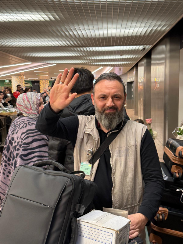 İki kafile halinde gelen umrecilerimiz coşkuyla karşılandı